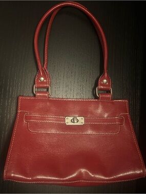 Red Leather Shoulder Bag with Turn-Lock Closure